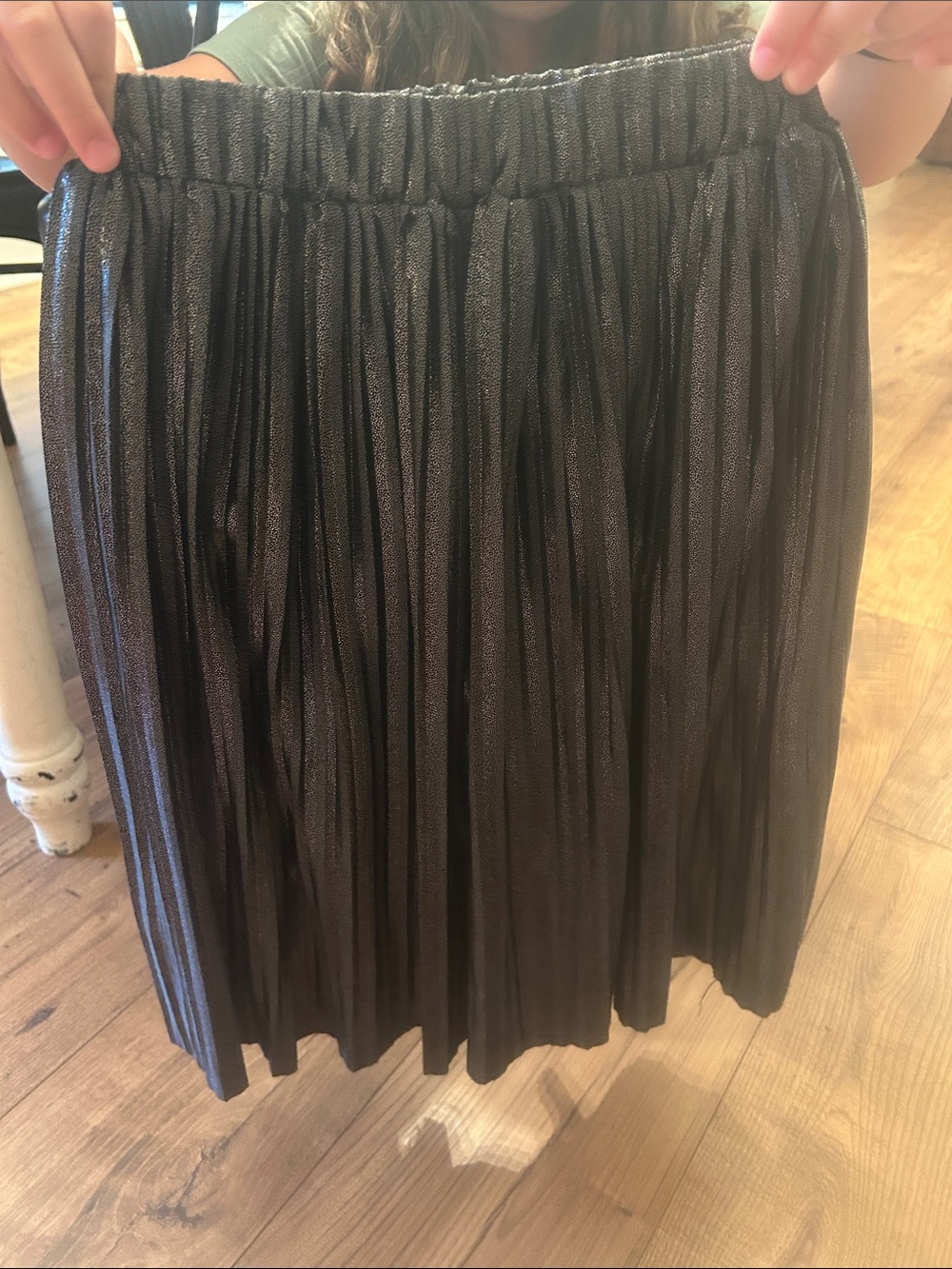 Girls' Metallic Black Pleated Skirt with Elastic Waistband